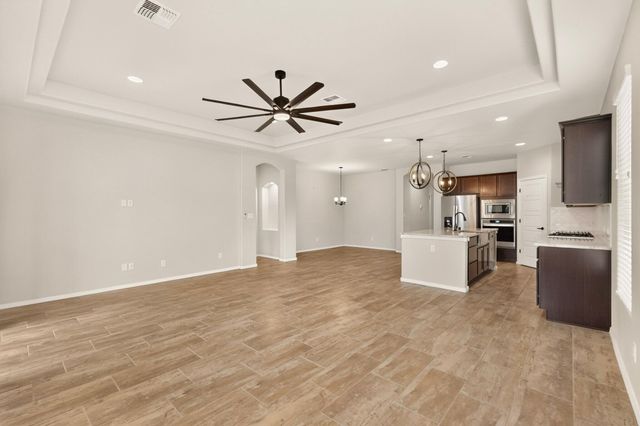 4276 Crowned Eagle Loop NE, Rio Rancho, NM 87144