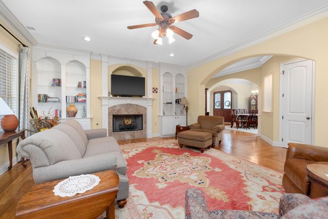 104 LOCHMEADE DR, Atoka, TN 38004