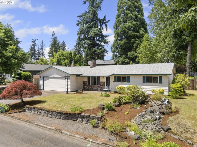 1040 Ne 12TH Pl, Canby, OR 97013
