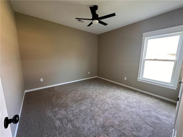 1104 S Oak Street, Plattsburg, MO 64477