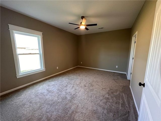 1104 S Oak Street, Plattsburg, MO 64477