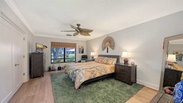 6048 WILSHIRE BOULEVARD 2, Sarasota, FL 34238