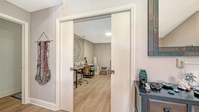 6048 WILSHIRE BOULEVARD 2, Sarasota, FL 34238