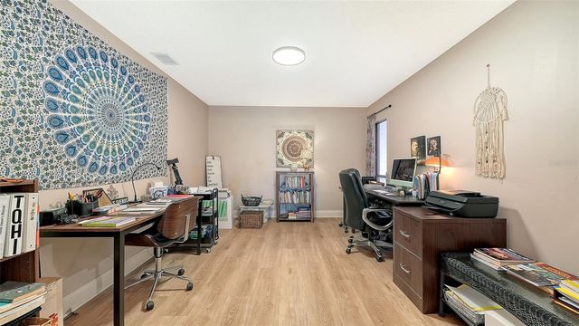 6048 WILSHIRE BOULEVARD 2, Sarasota, FL 34238