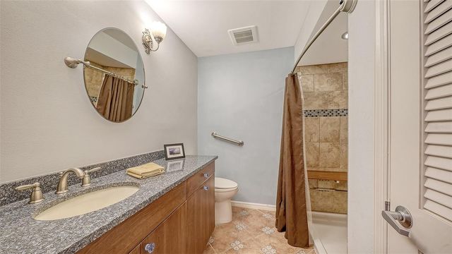 6048 WILSHIRE BOULEVARD 2, Sarasota, FL 34238