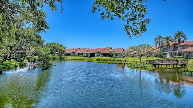 6048 WILSHIRE BOULEVARD 2, Sarasota, FL 34238