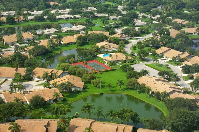 6048 WILSHIRE BOULEVARD 2, Sarasota, FL 34238