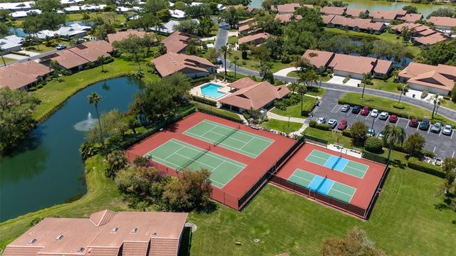 6048 WILSHIRE BOULEVARD 2, Sarasota, FL 34238