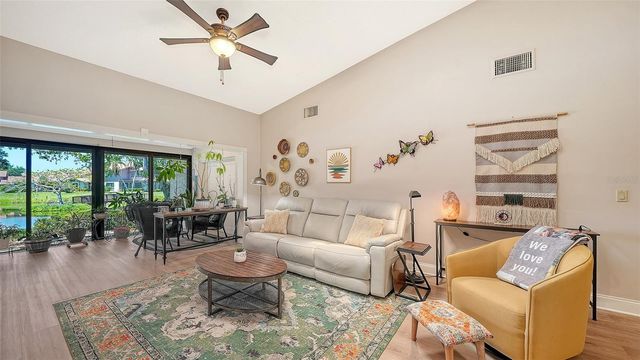 6048 WILSHIRE BOULEVARD 2, Sarasota, FL 34238