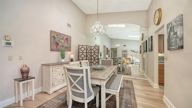 6048 WILSHIRE BOULEVARD 2, Sarasota, FL 34238