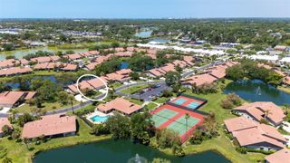 6048 WILSHIRE BOULEVARD 2, Sarasota, FL 34238