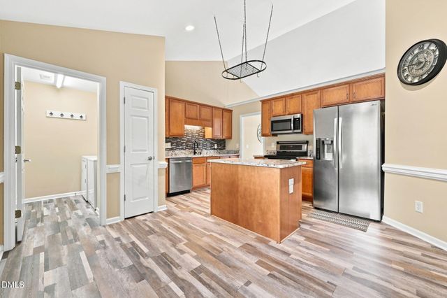 2427 Pepperstone Drive, Graham, NC 27253