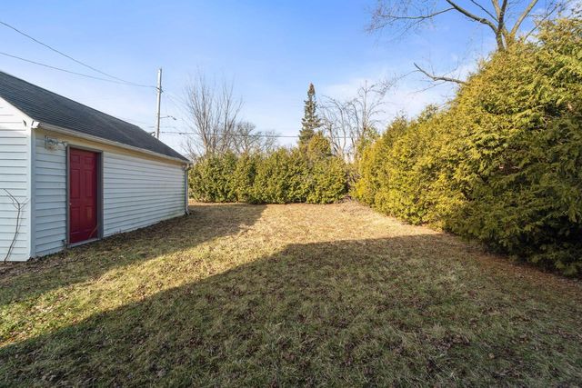 4123 N 71st STREET, Milwaukee, WI 53216