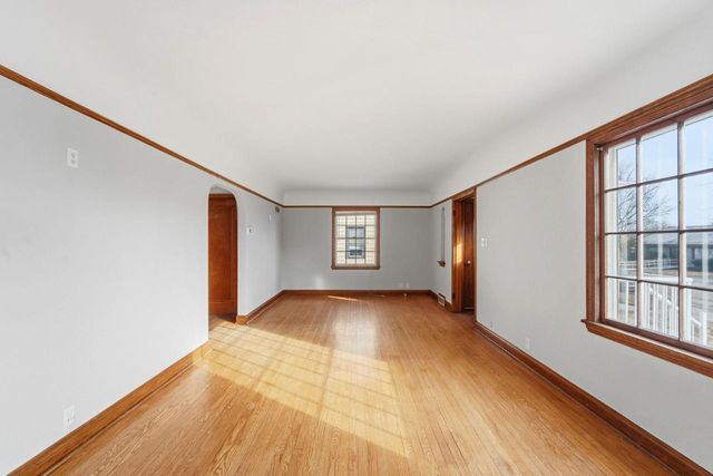 4123 N 71st STREET, Milwaukee, WI 53216