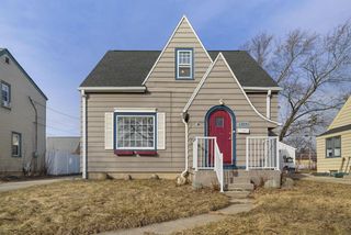 4123 N 71st STREET, Milwaukee, WI 53216