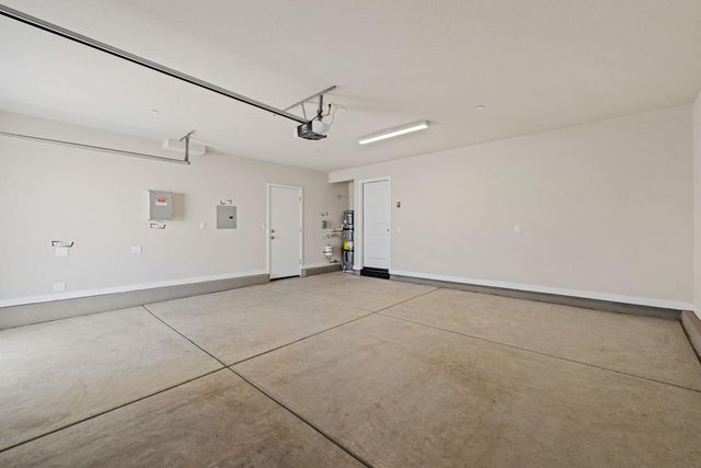 445 Lemongrass St, Turlock, CA 95380