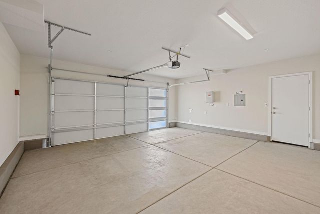 445 Lemongrass St, Turlock, CA 95380