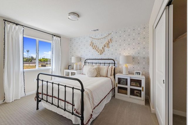 445 Lemongrass St, Turlock, CA 95380