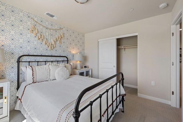 445 Lemongrass St, Turlock, CA 95380