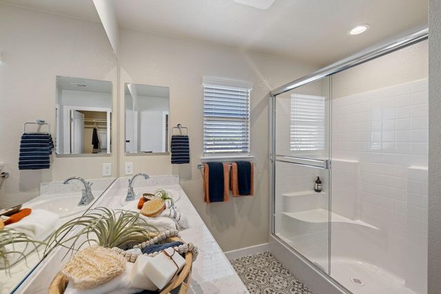 445 Lemongrass St, Turlock, CA 95380