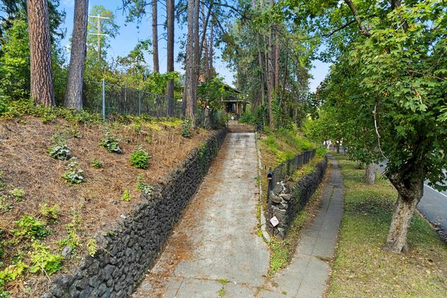 540 E Rockwood Blvd, Spokane, WA 99202