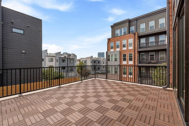1208B Hawkins St, Nashville, TN 37203
