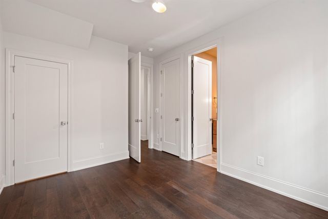 1208B Hawkins St, Nashville, TN 37203