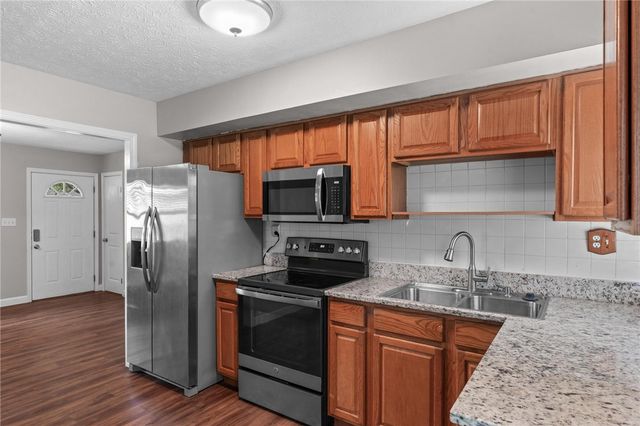263 Marchmont Drive, Fairborn, OH 45324