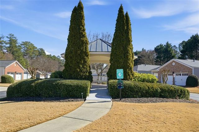 4027 Cottage Oaks Drive, Acworth, GA 30101