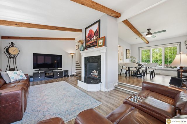 62 lakewood villa Street, Council Bluffs, IA 51501