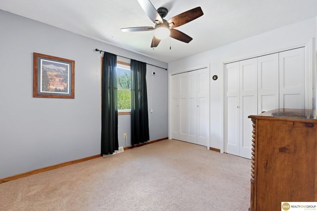 62 lakewood villa Street, Council Bluffs, IA 51501