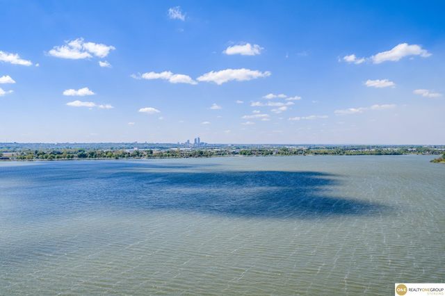 62 lakewood villa Street, Council Bluffs, IA 51501