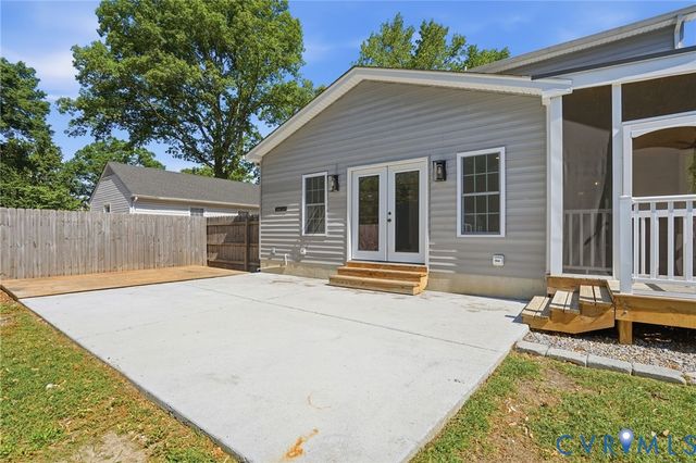 205 Elm St, Ashland, VA 23005