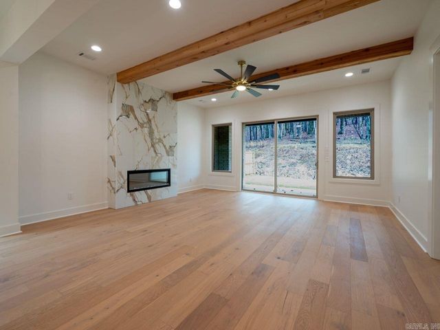 147 Kinley Loop, Little Rock, AR 72223