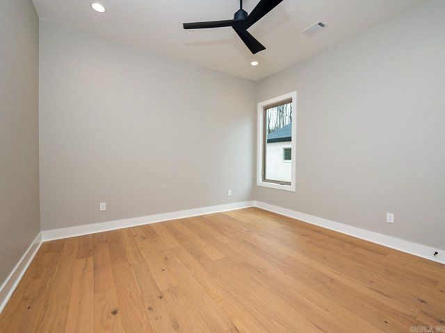 147 Kinley Loop, Little Rock, AR 72223