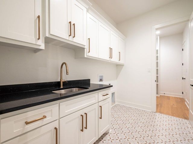 147 Kinley Loop, Little Rock, AR 72223