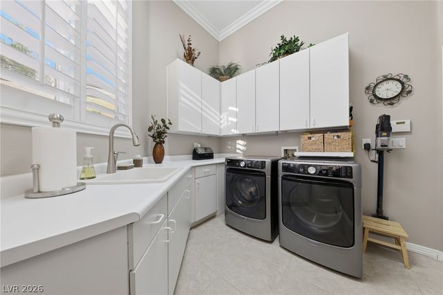 9253 Canyon Mesa Drive, Las Vegas, NV 89144