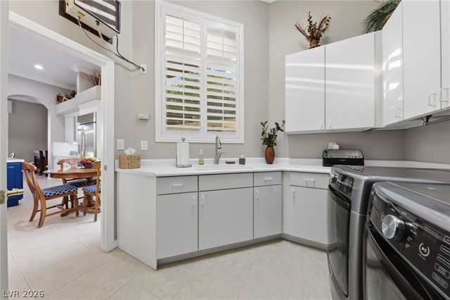 9253 Canyon Mesa Drive, Las Vegas, NV 89144