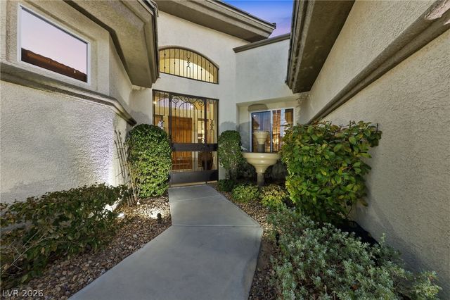 9253 Canyon Mesa Drive, Las Vegas, NV 89144