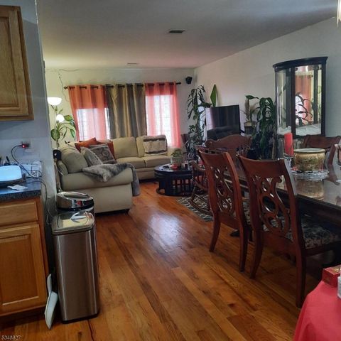 446 Marshall St, Elizabeth City, NJ 07206