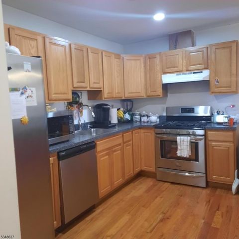 446 Marshall St, Elizabeth City, NJ 07206