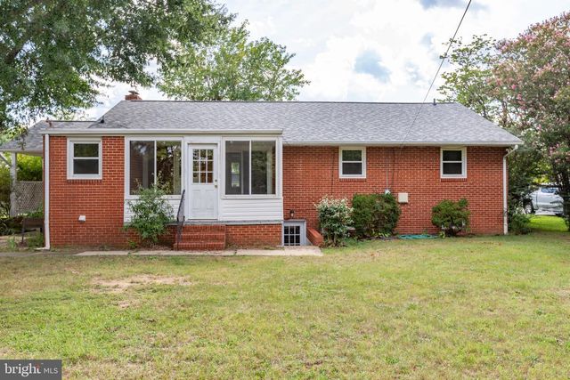 125 HILLCREST DR, Fredericksburg, VA 22401