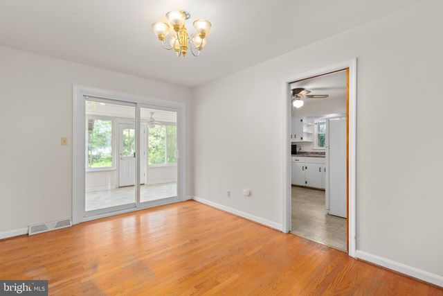 125 HILLCREST DR, Fredericksburg, VA 22401