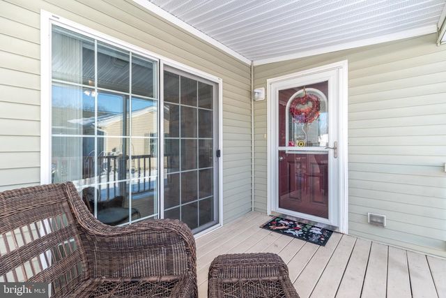 77 RANDOM RD, Douglassville, PA 19518