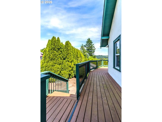 1530 S TROUTDALE Rd, Troutdale, OR 97060