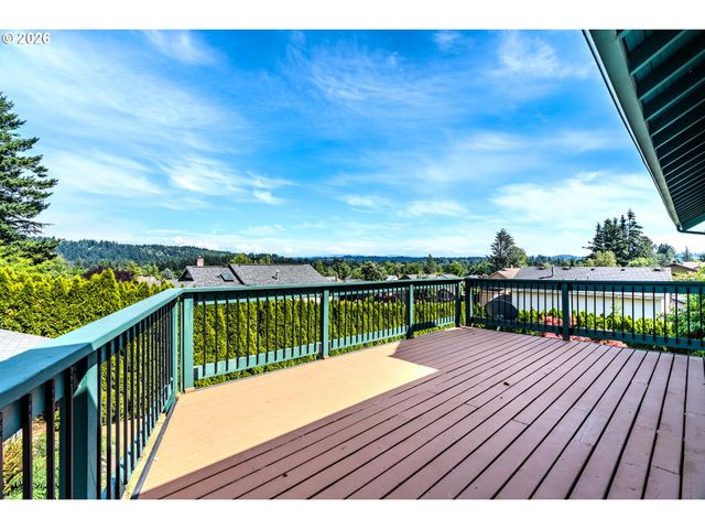 1530 S TROUTDALE Rd, Troutdale, OR 97060