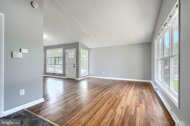6901 CHIPPEWA DR, Baltimore, MD 21209