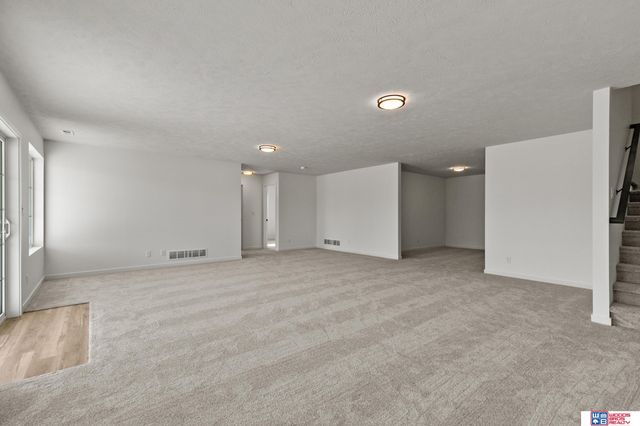 1145 S 9th Avenue, Ashland, NE 68003