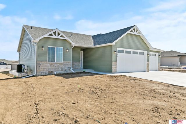 1145 S 9th Avenue, Ashland, NE 68003