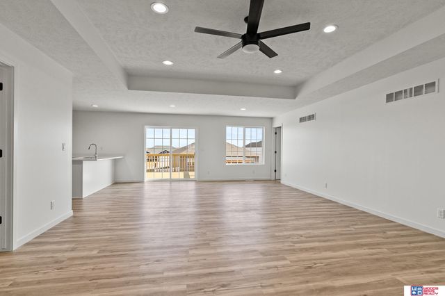 1145 S 9th Avenue, Ashland, NE 68003